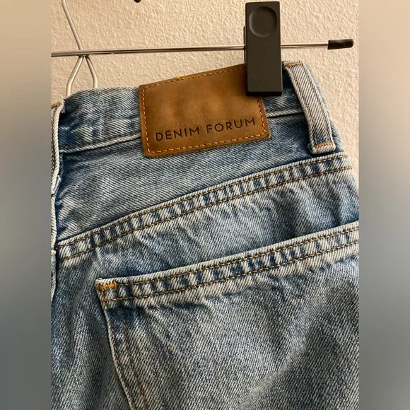 Aritzia Denim Forum Jeans - Picture 3 of 4